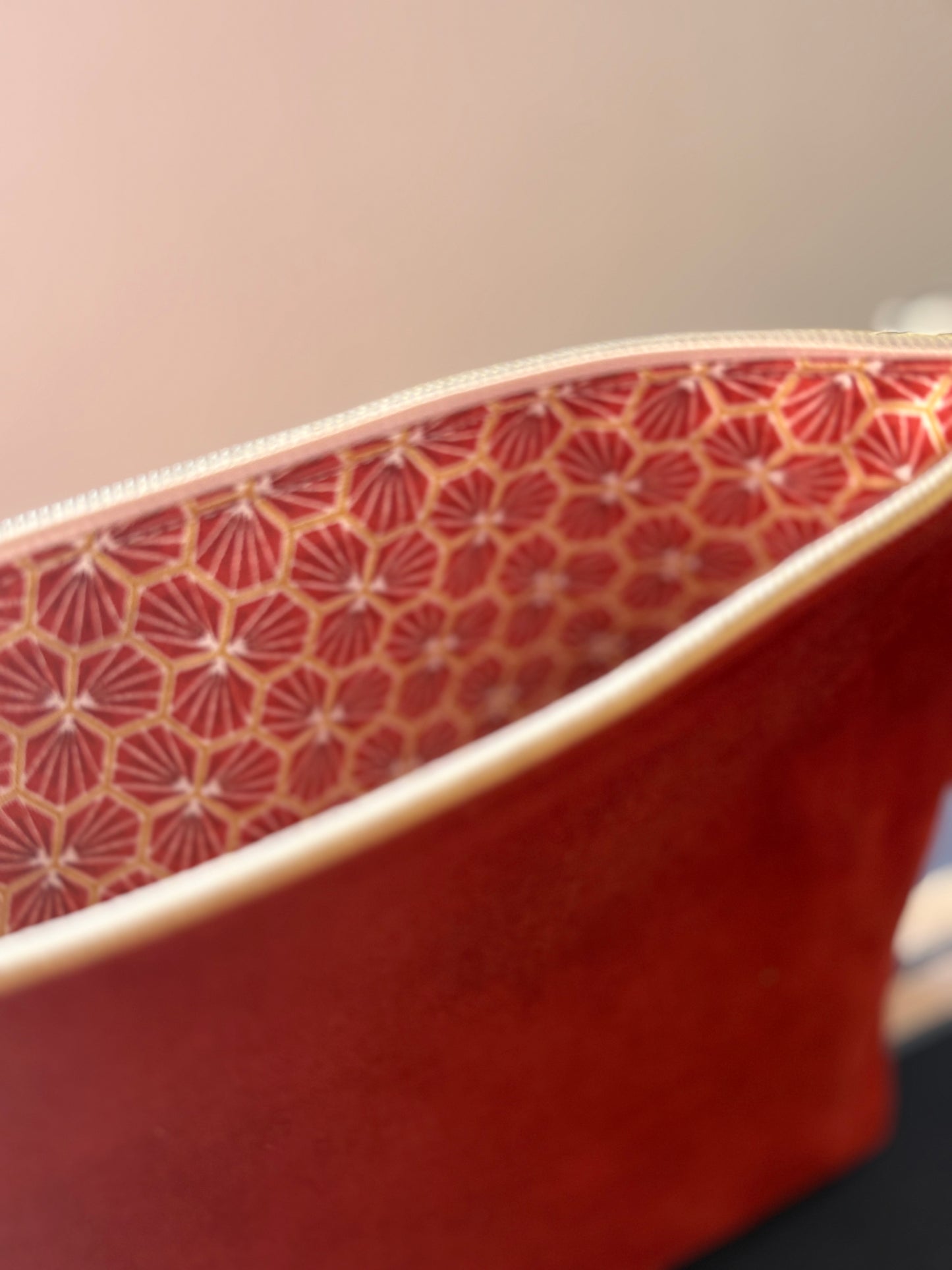 Trousse rouille intérieur géométrique