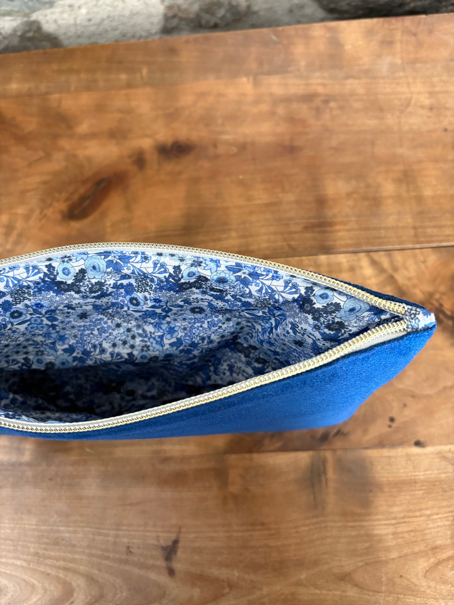 Pochette ouatée bleu roi