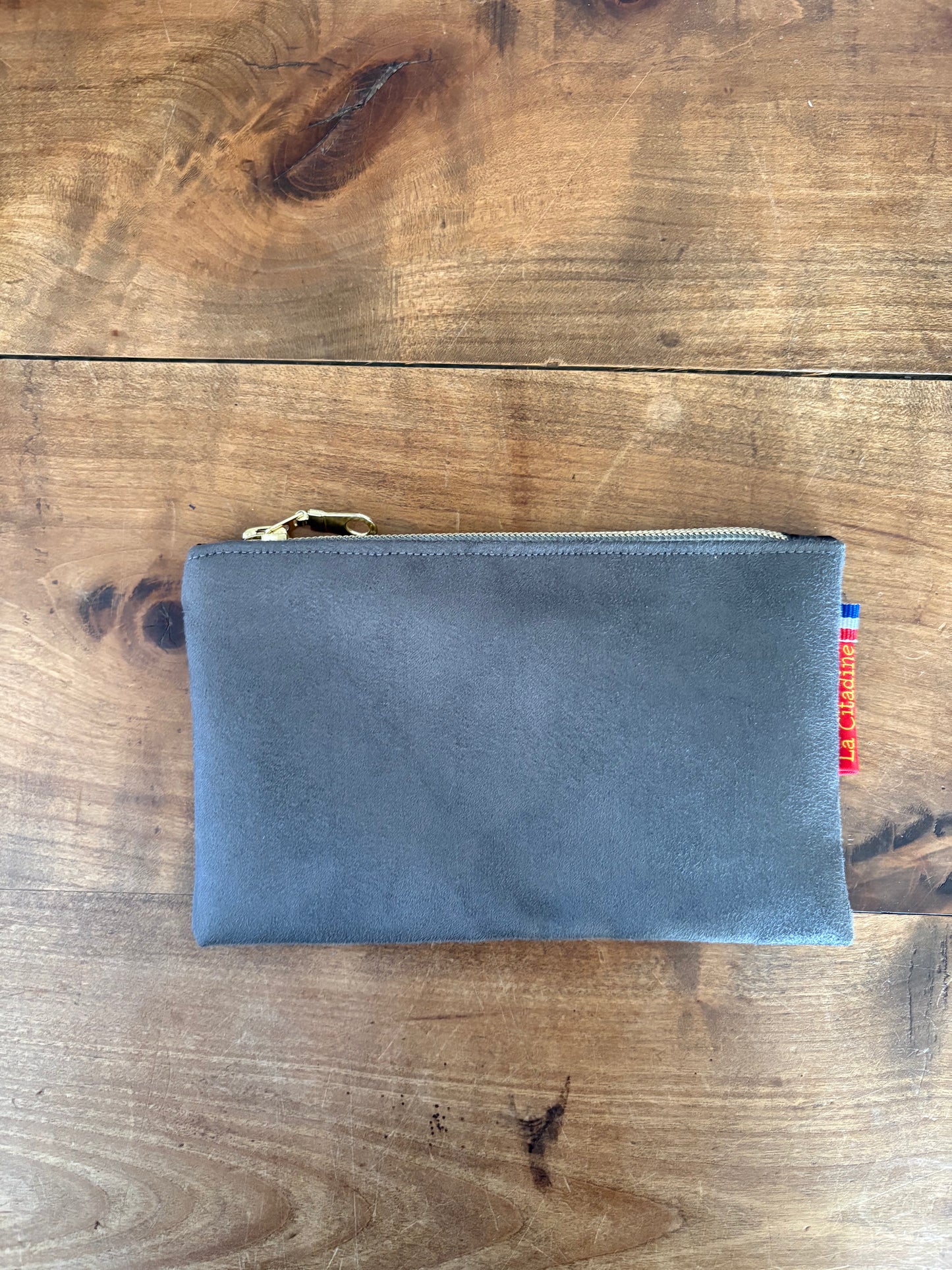 Mini pochette en suédine gris foncé