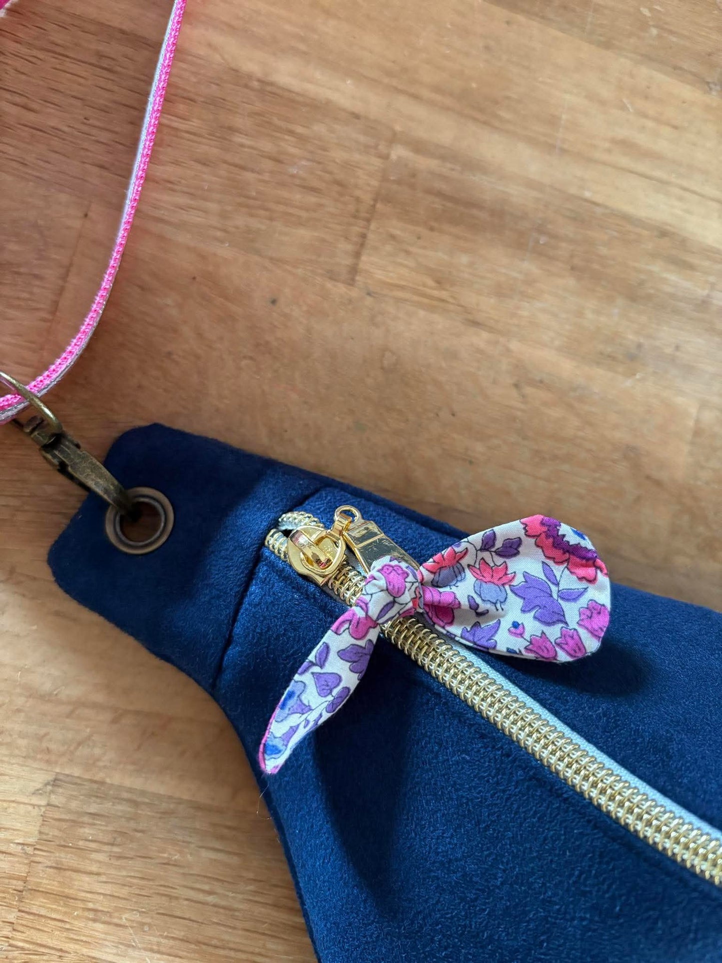 Banane en suédine et liberty of London